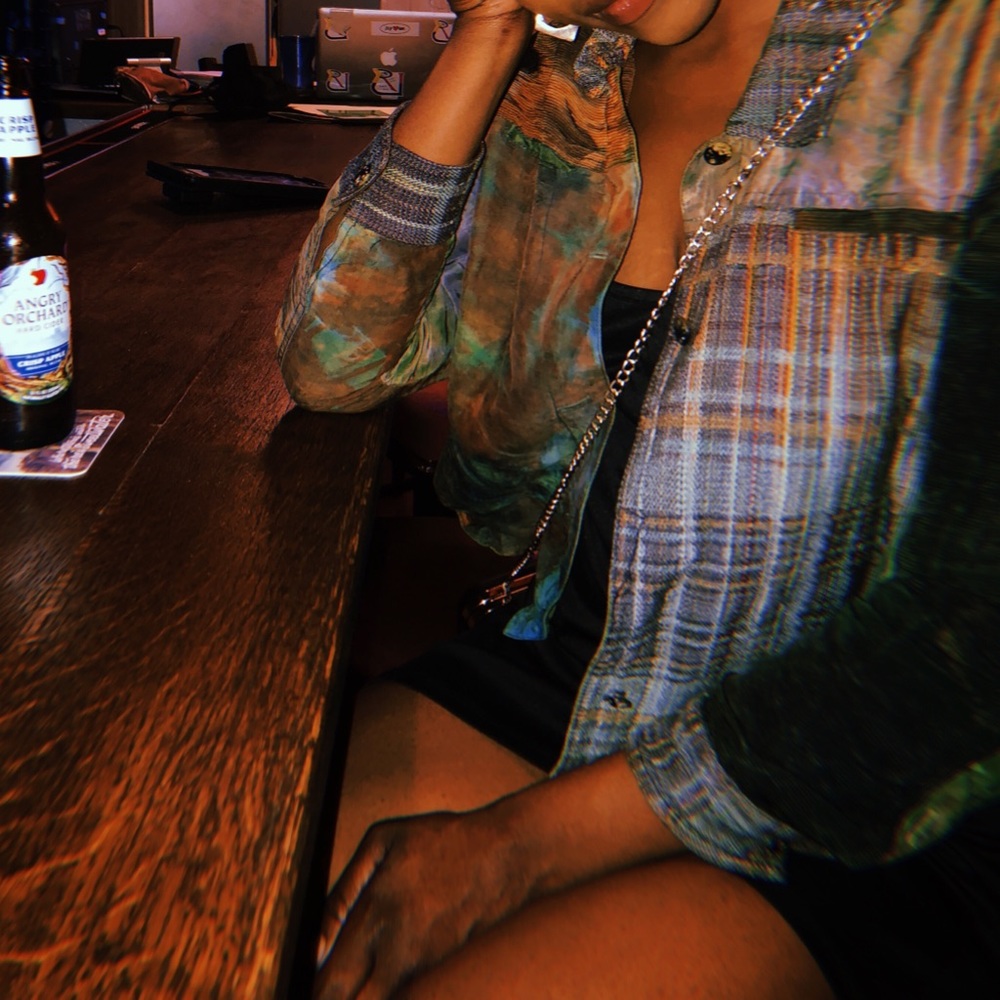 Vintage loose button up